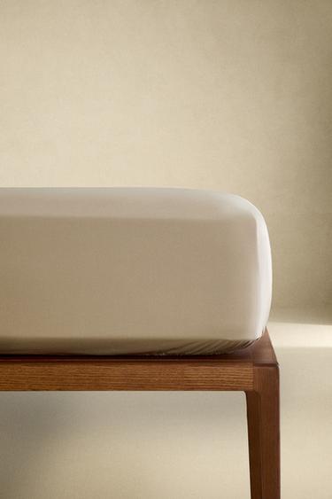 PERCALE FITTED SHEET | 40 CM HIGH (300 THREAD COUNT) - Dark beige by Zara