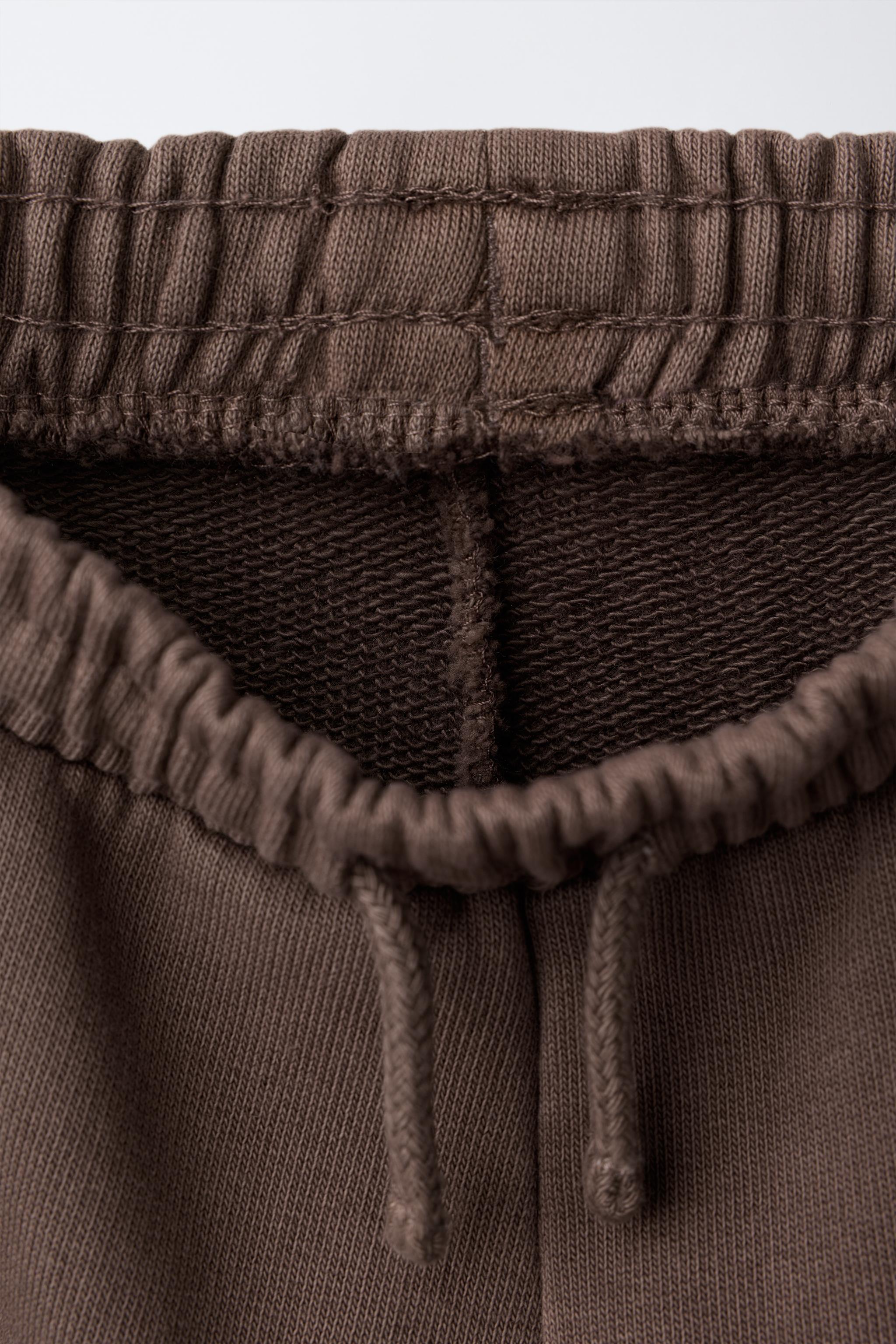 PANTALON CARGO EN MOLLETON