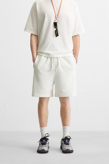 ЖУЫЛҒАН JOGGER БЕРМУД ШОЛАҚ ШАЛБАРЫ - Ақ устрица Zara компаниясынан