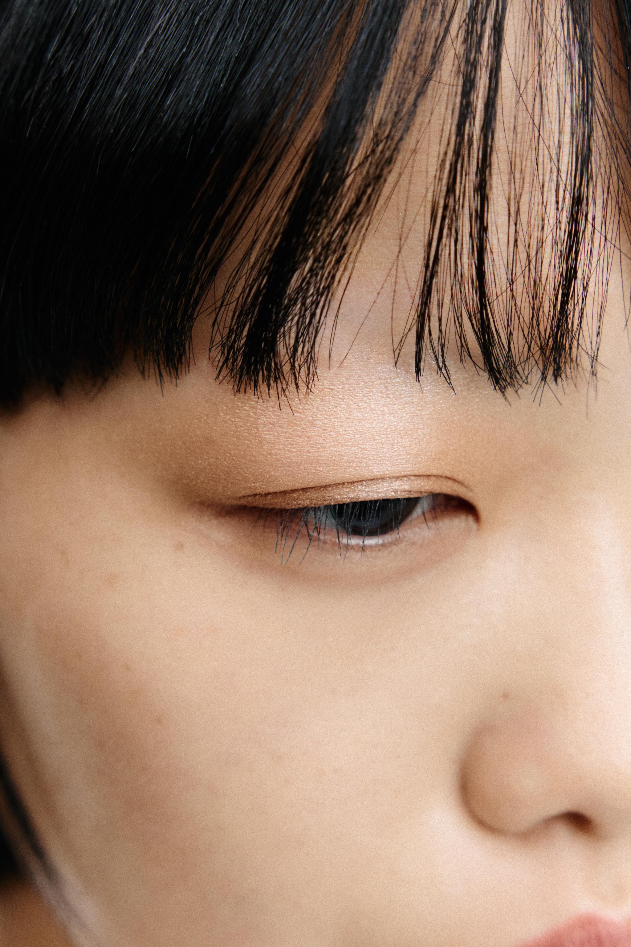 THE EYESHADOW STICK LUDOVIC DE SAINT SERNIN x ZARA