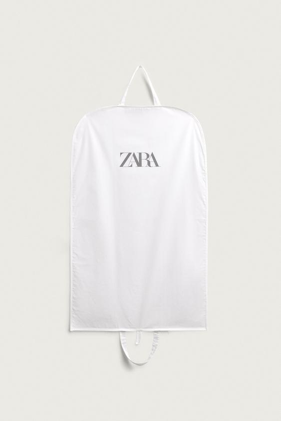 PORTE-COSTUME - Écru de Zara - Image 0