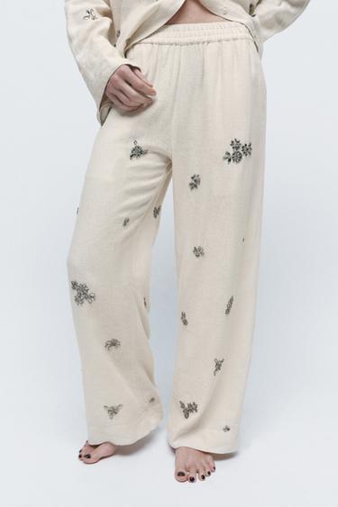 PANTALON AVEC LIN ET BIJOUX - Blanc cassé de Zara - Image 1