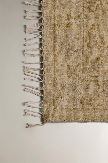 FLORAL PRINT WOOL RUG - Ecru by Zara