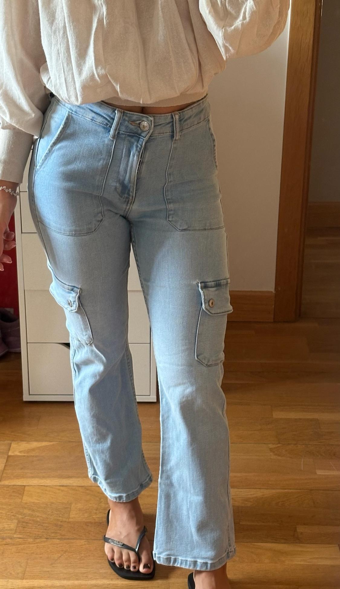 STRETCH FIT CARGO JEANS - Image 3