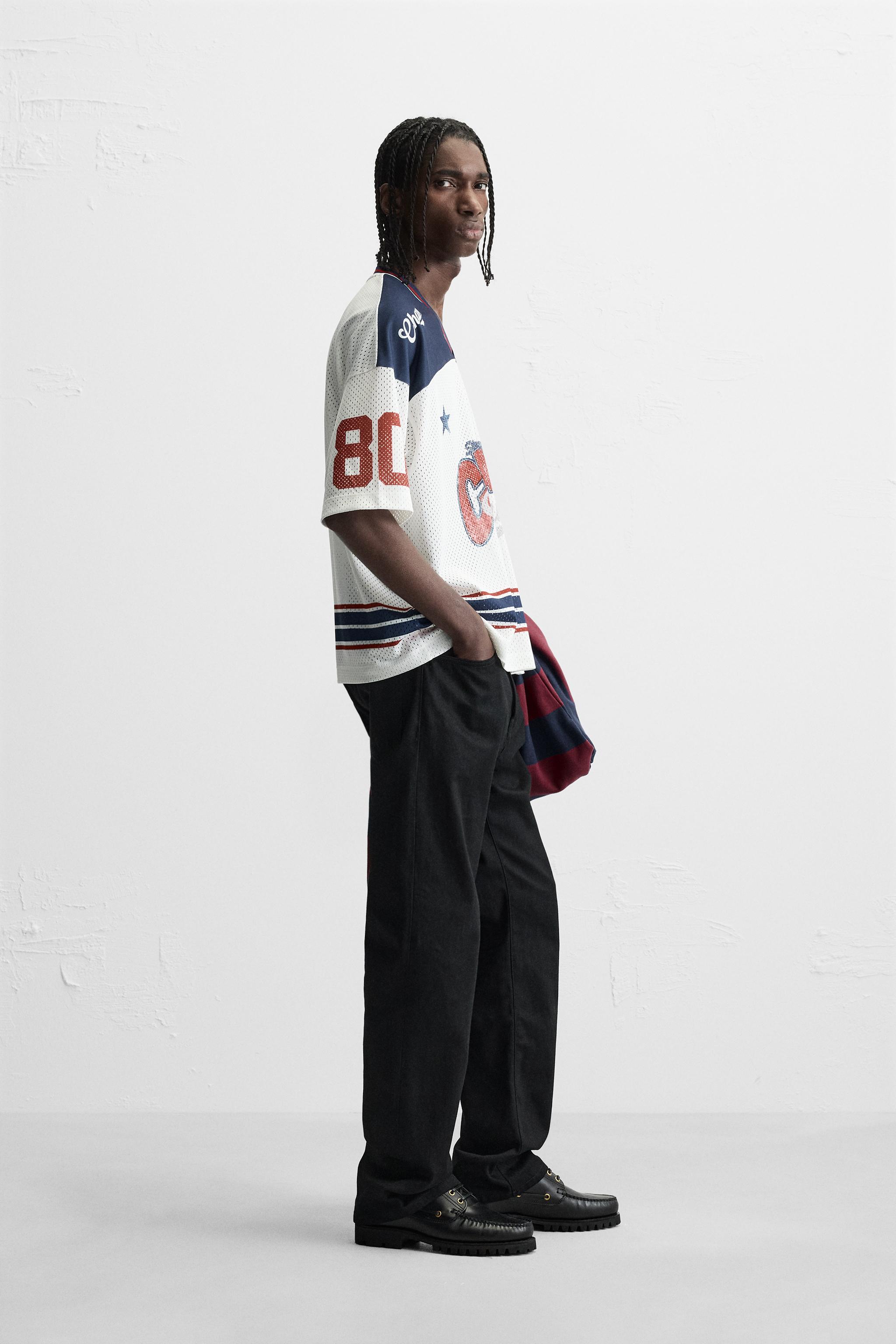 RETRO AMERICAN FOOTBALL T-SHIRT - Oyster-white | ZARA United