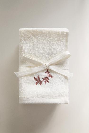SET ASCIUGAMANI DA TOILETTE CON RICAMO VEGETALE (SET DA 3) - Rosa pallido di Zara