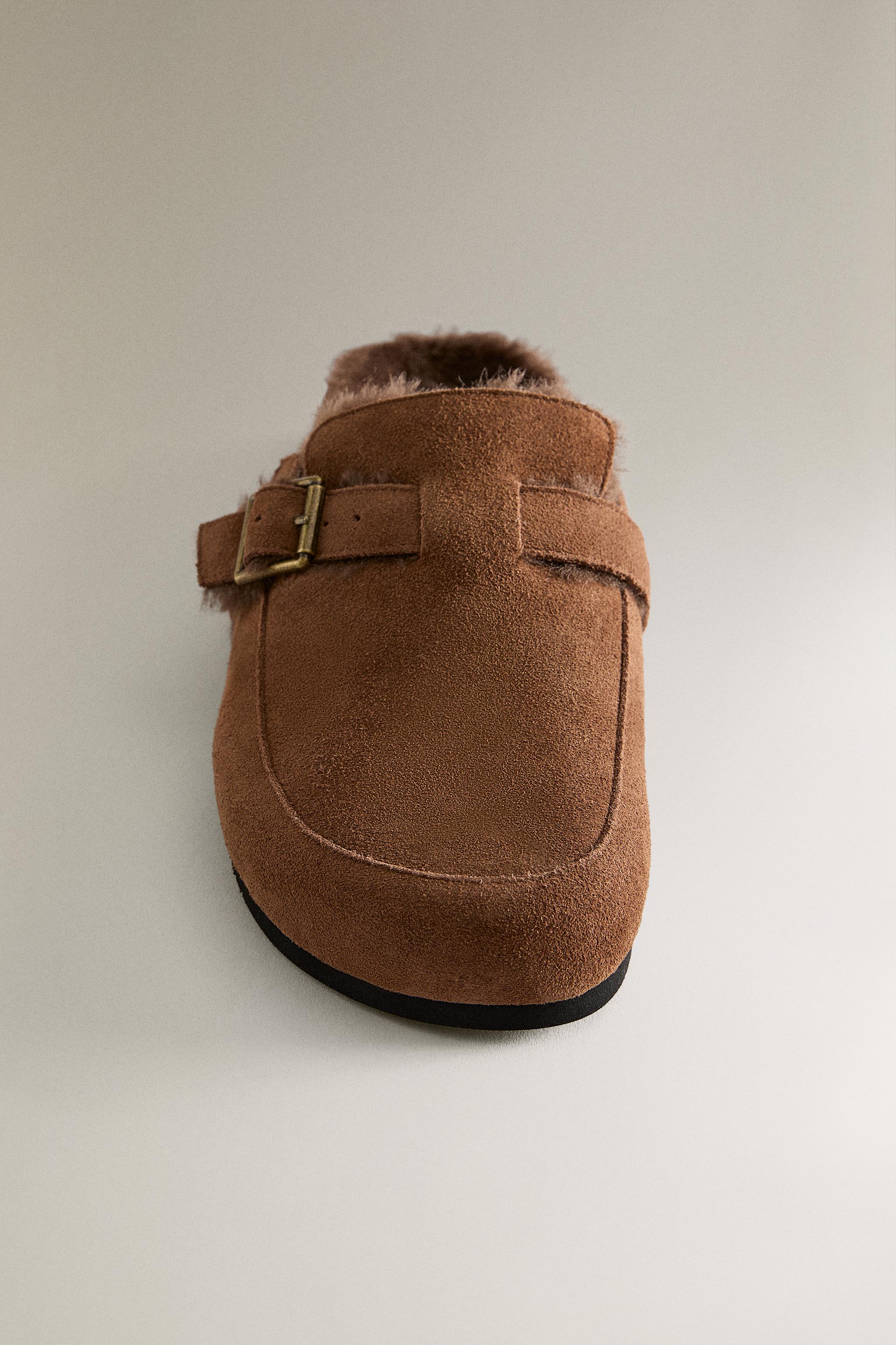 WARM LEATHER CLOGS WITH BUCKLE