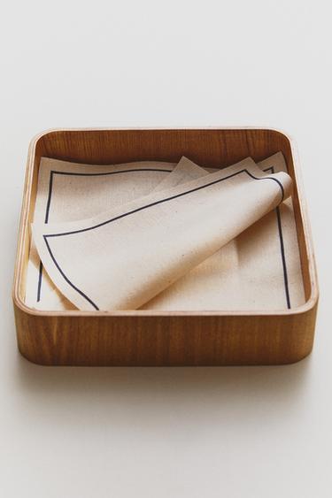 Zara DRVENI DRŽAČ UBRUSA – svijetlobež