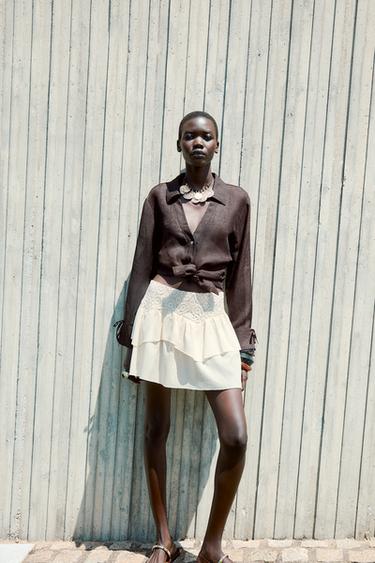 FALDA MINI VOLANTES CROCHET - Crudo de Zara