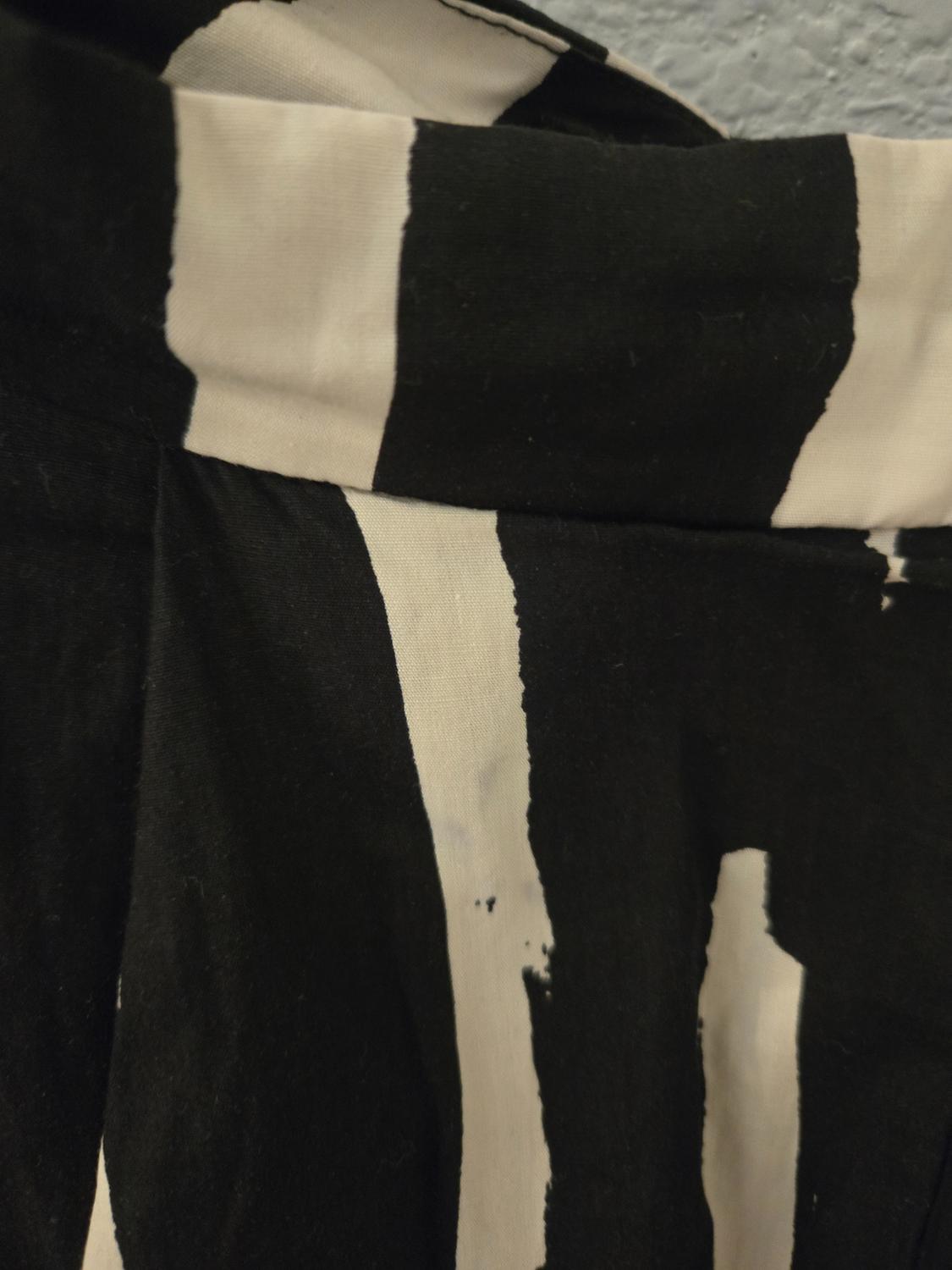 PRINTED MIDI SKIRT - Image 3