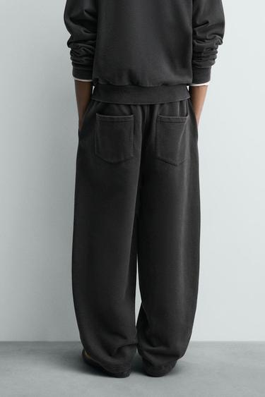 PANTALON DE JOGGING BALLON FIT DÉLAVÉ - Anthracite foncé de Zara - Image 2