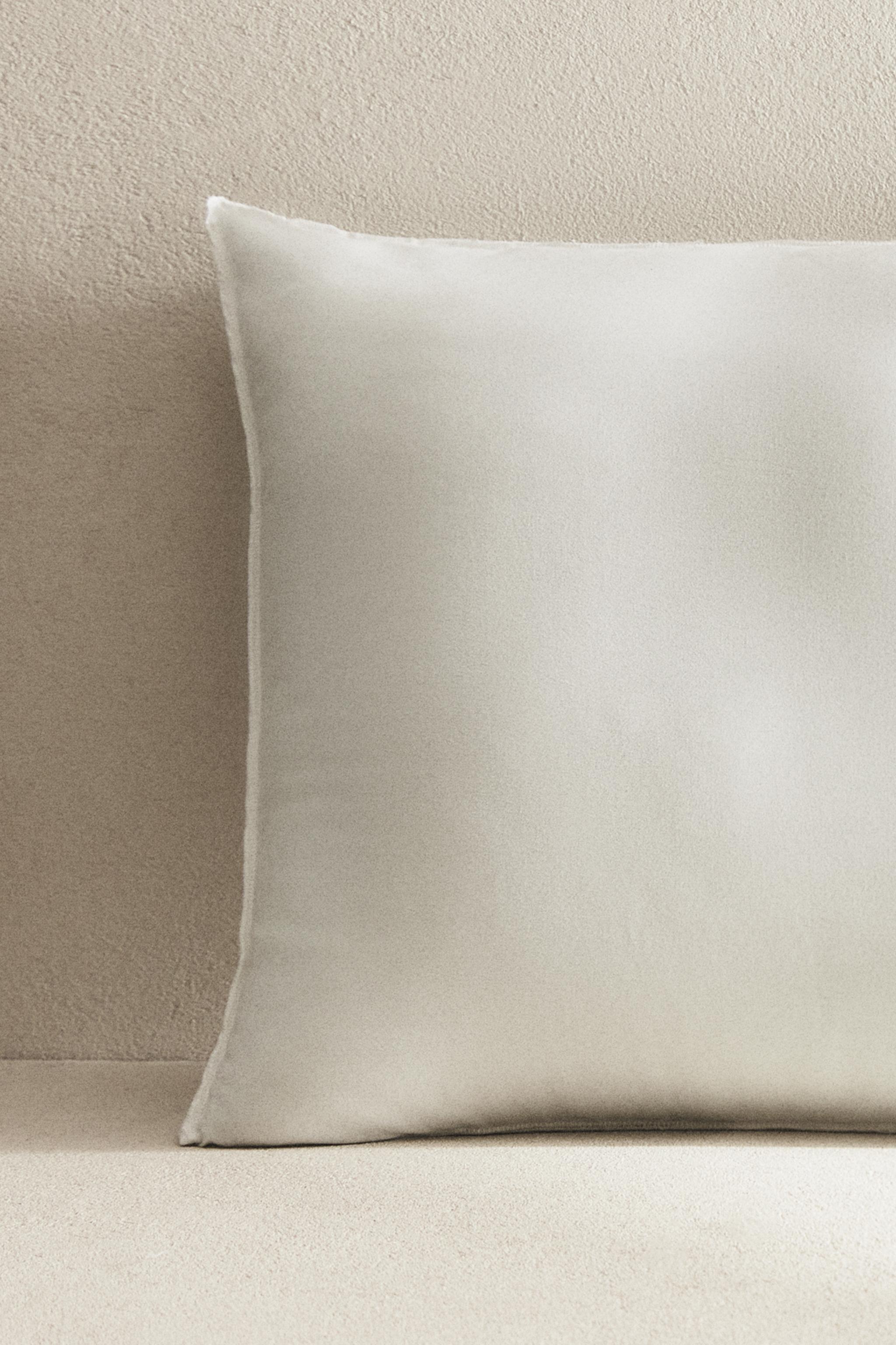 Cuscino per imbottitura in microfibra bianco 30 x 50 cm