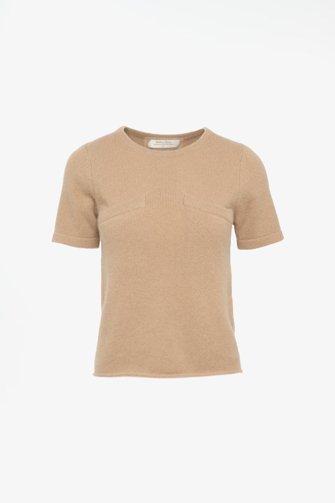 LIMITED EDITION 100% CASHMERE KNIT T-SHIRT — Beige