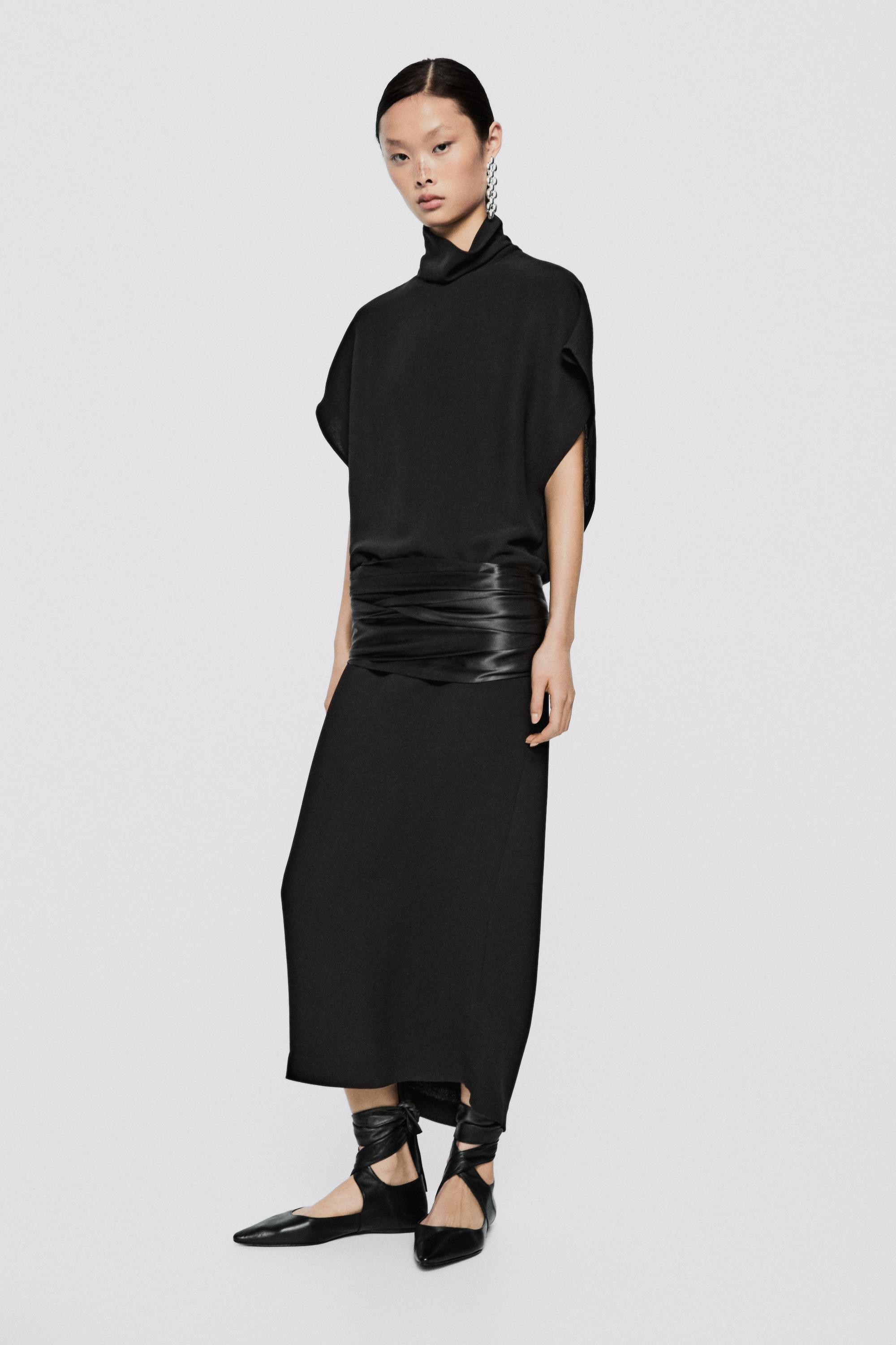 Flowing high neck dress - LIMITED EDITION