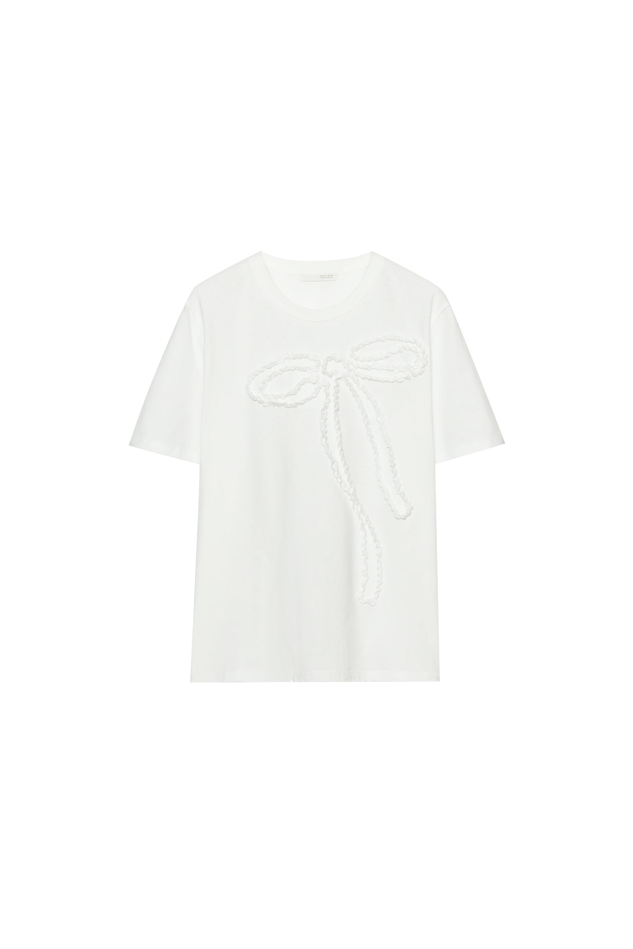 CAMISETA RELIEVE LAZO