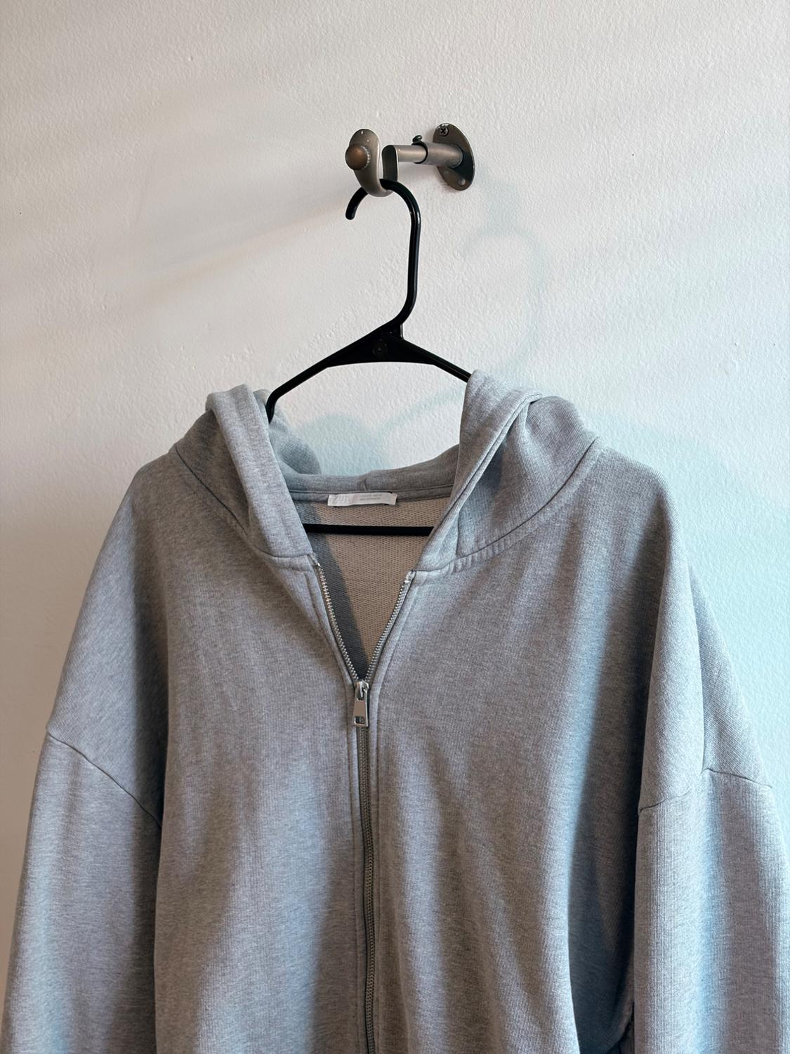 ZIP HOODIE SWEATSHIRT - Image 3