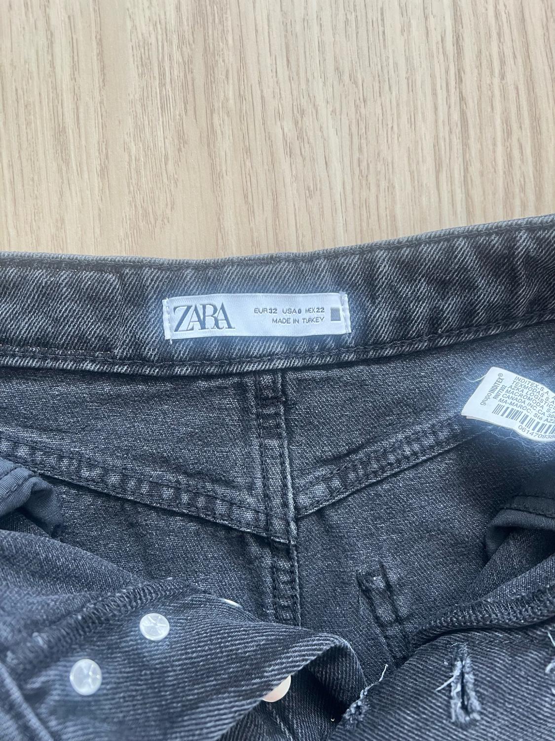 MOM FIT DENIM SHORTS - Image 2