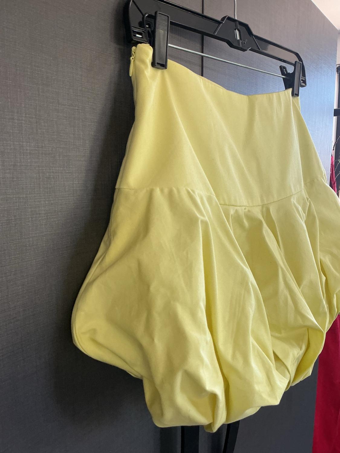 BALLOON MINI SKIRT - Image 3