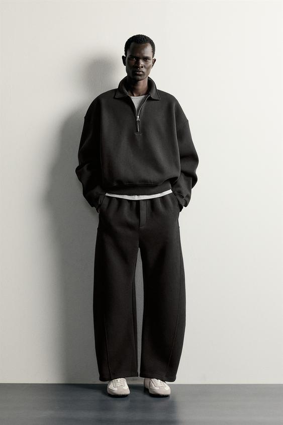 SWEATSHIRT POLO BOXY FIT COM FECHO DE CORRER - Preto da Zara - Imagem 0