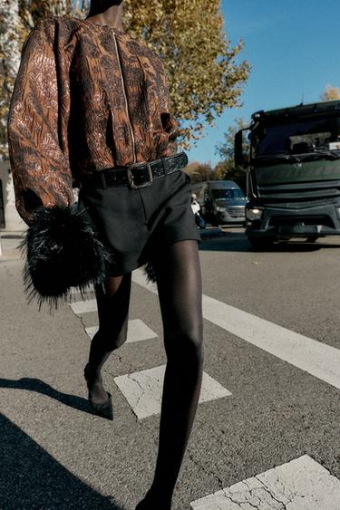 HOSE MIT NIEDRIGEM BUND UND WEITEM GÜRTEL - Schwarz von Zara