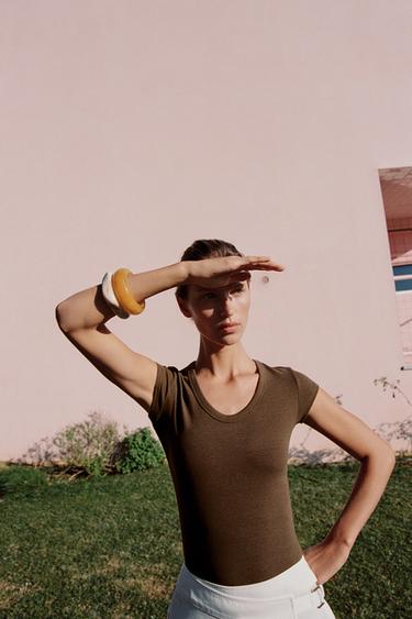 Zara POT NECK T-SHIRT - Brown