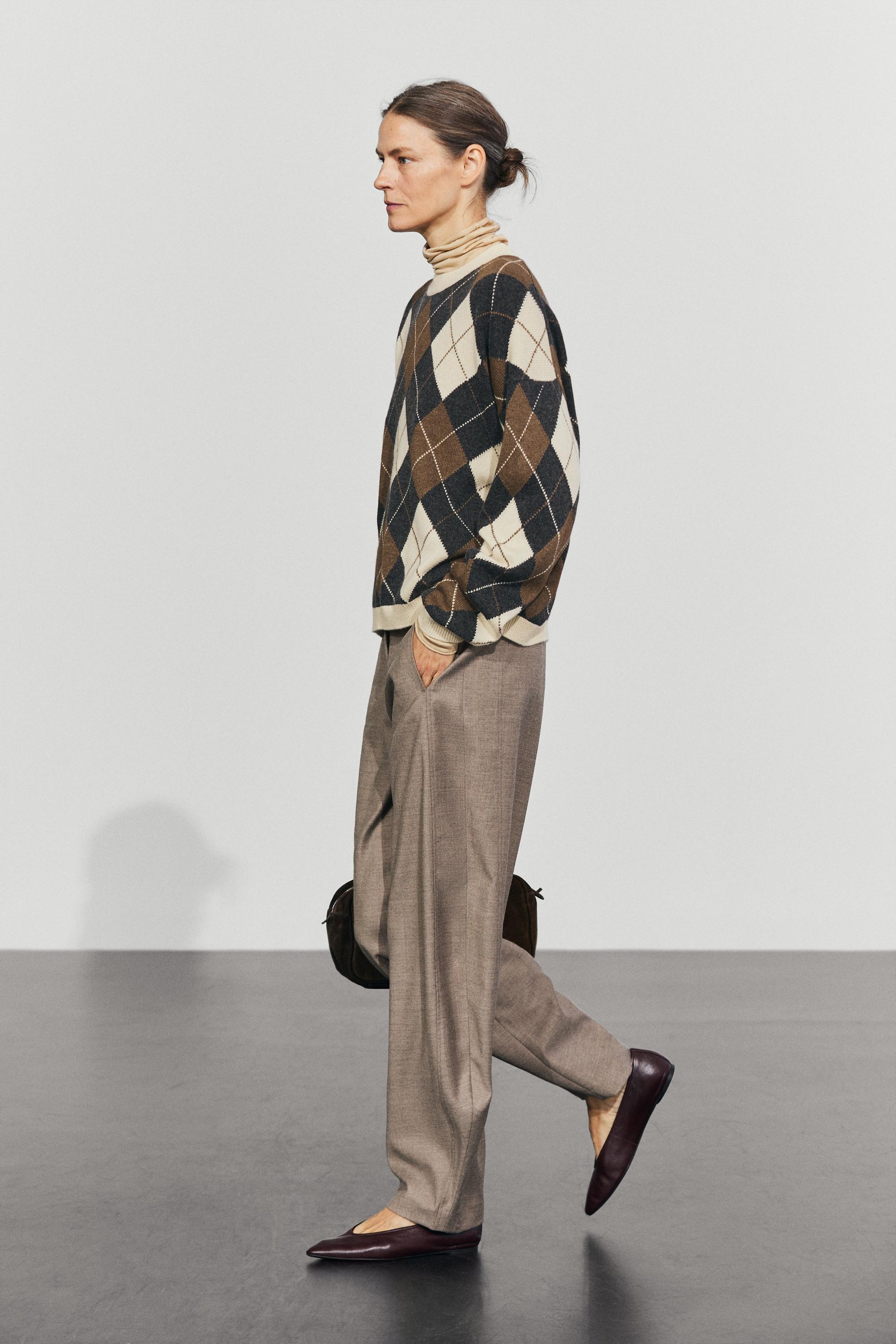 Pull en maille avec de la laine et motif losanges
