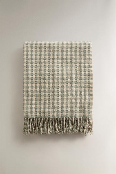 CHECK JACQUARD BLANKET - Green by Zara