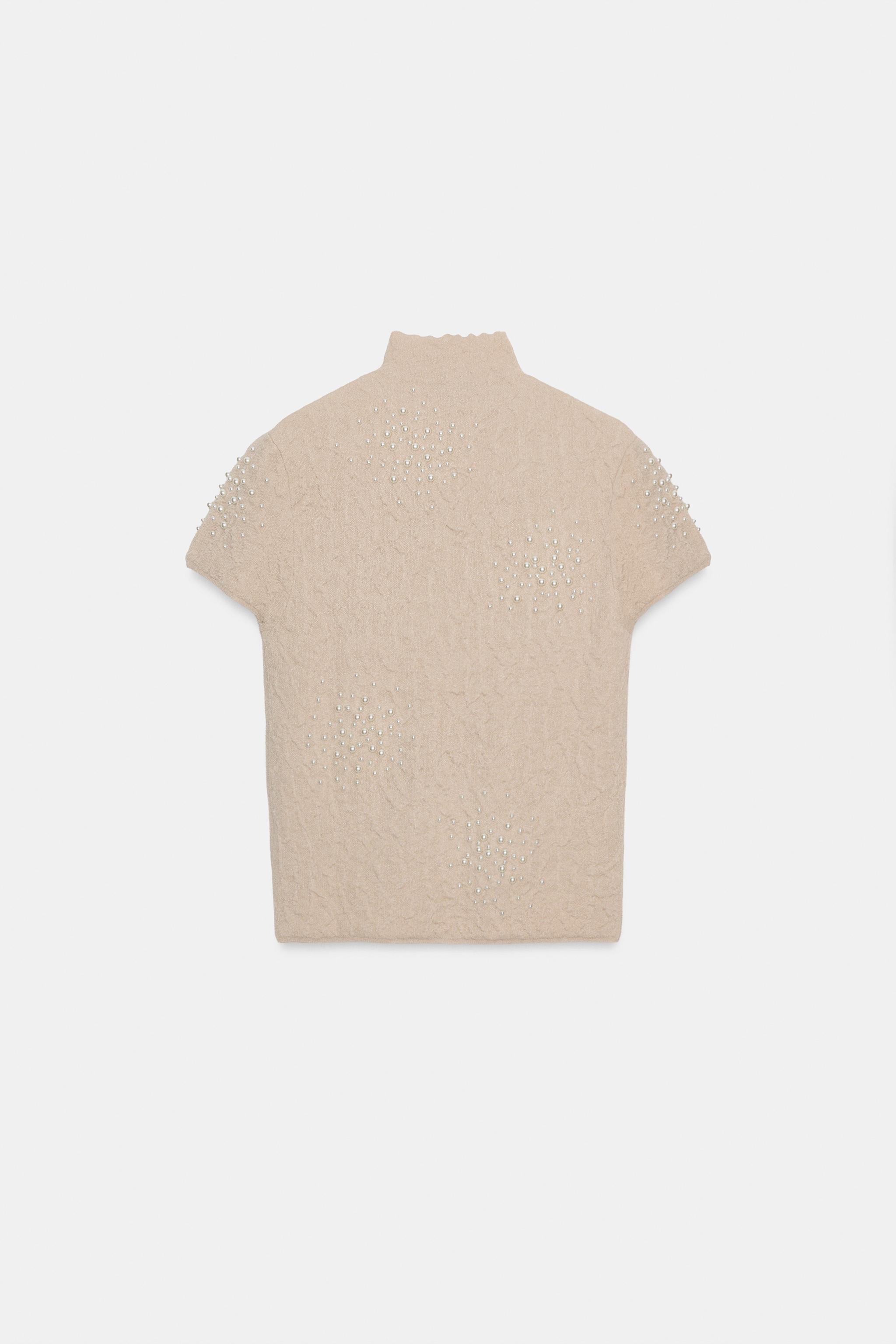 TOP EN MAILLE À PERLES EFFET FROISSÉ