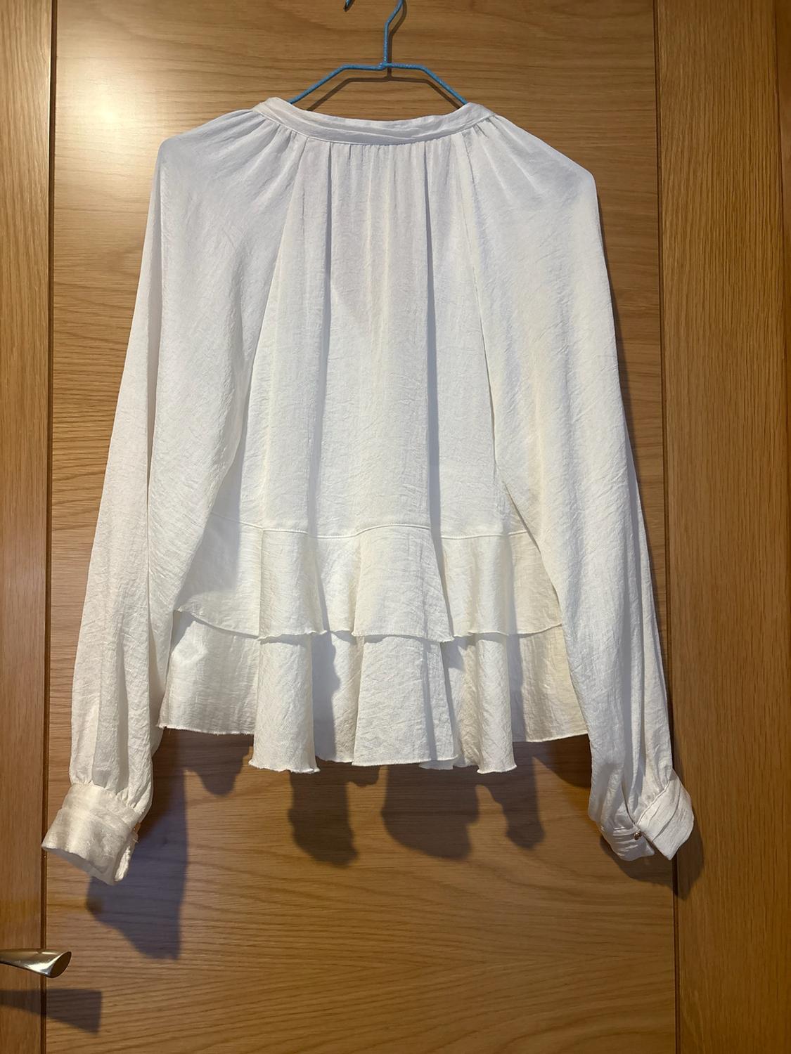 RUFFLED BLOUSE - Image 2