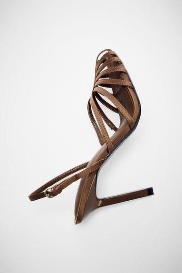 حذاء بكعب بستايل الكراب - بني by Zara