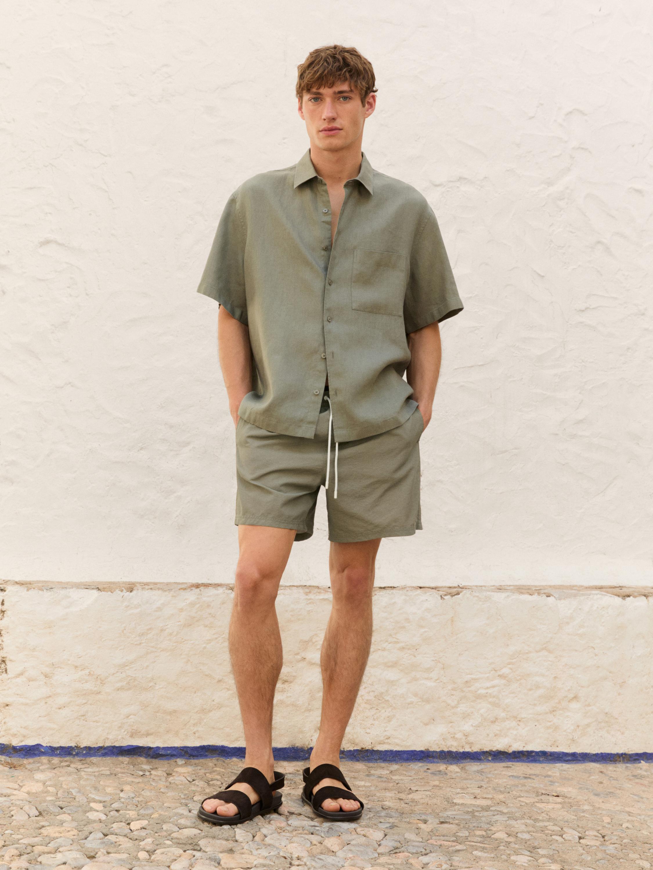Plain regular fit swimming trunks