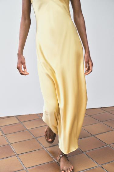 ROBE MIDI SATINÉE - Jaune de Zara - Image 2