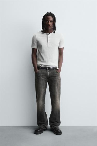 JEANS LOW RISE FLARE FIT - Carvão da Zara