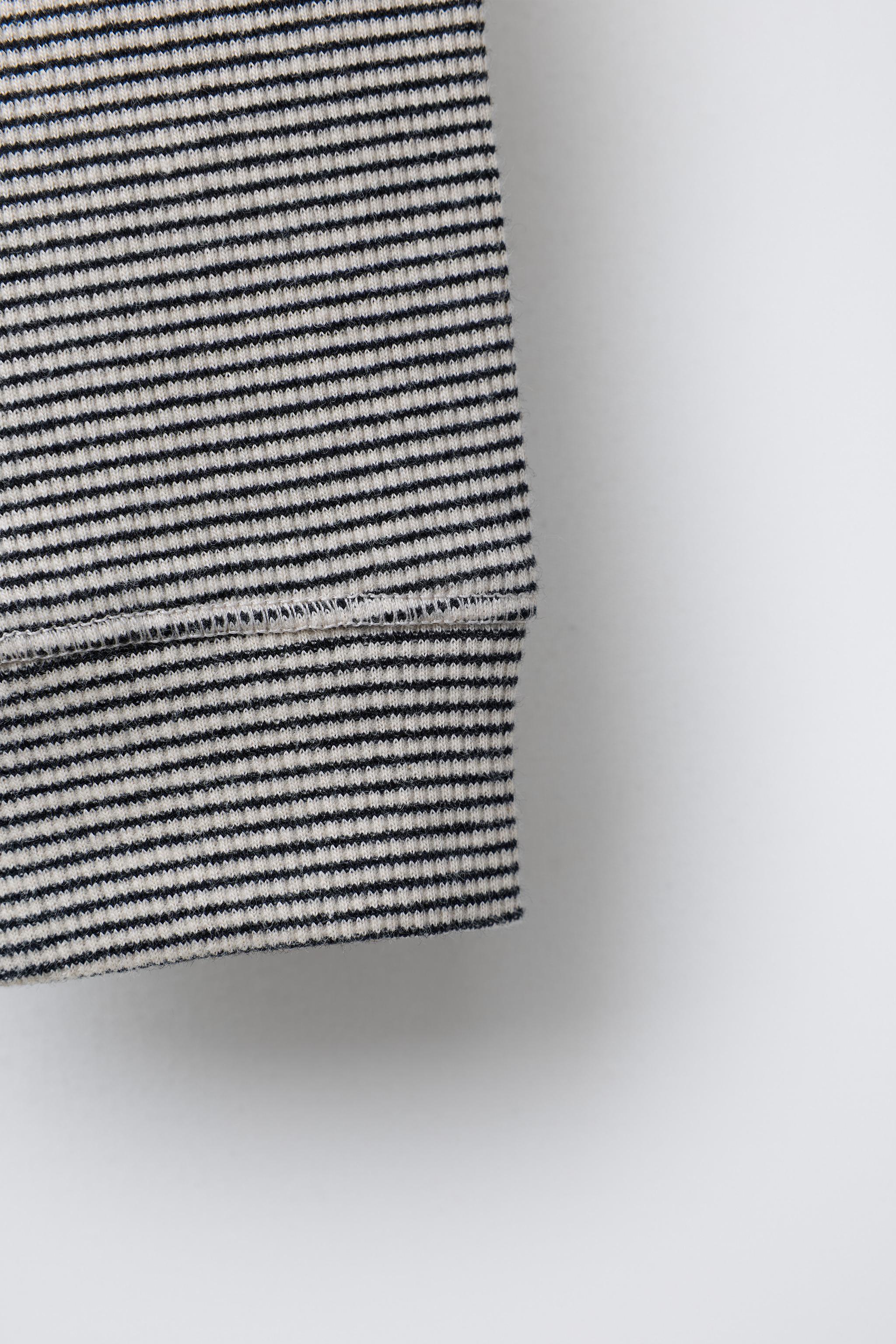 LEGGING CÔTELÉ BOUTONS RAYURES