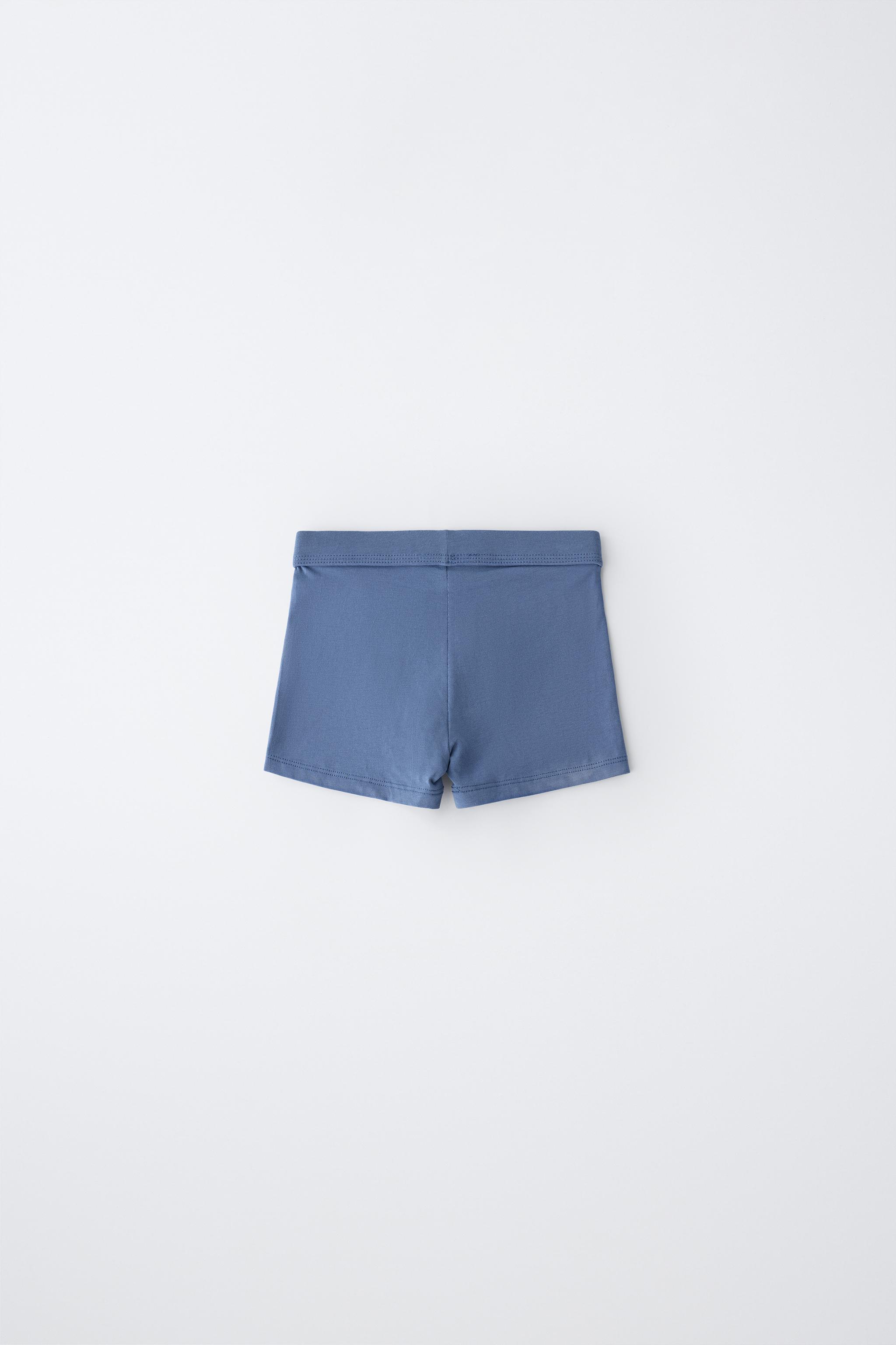 AGES 6-14 / 5-PACK PLAIN AND STRIPED BOXERS