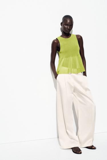 TOP PUNTO VOLANTE BAJO - Verde de Zara - Imagen 0