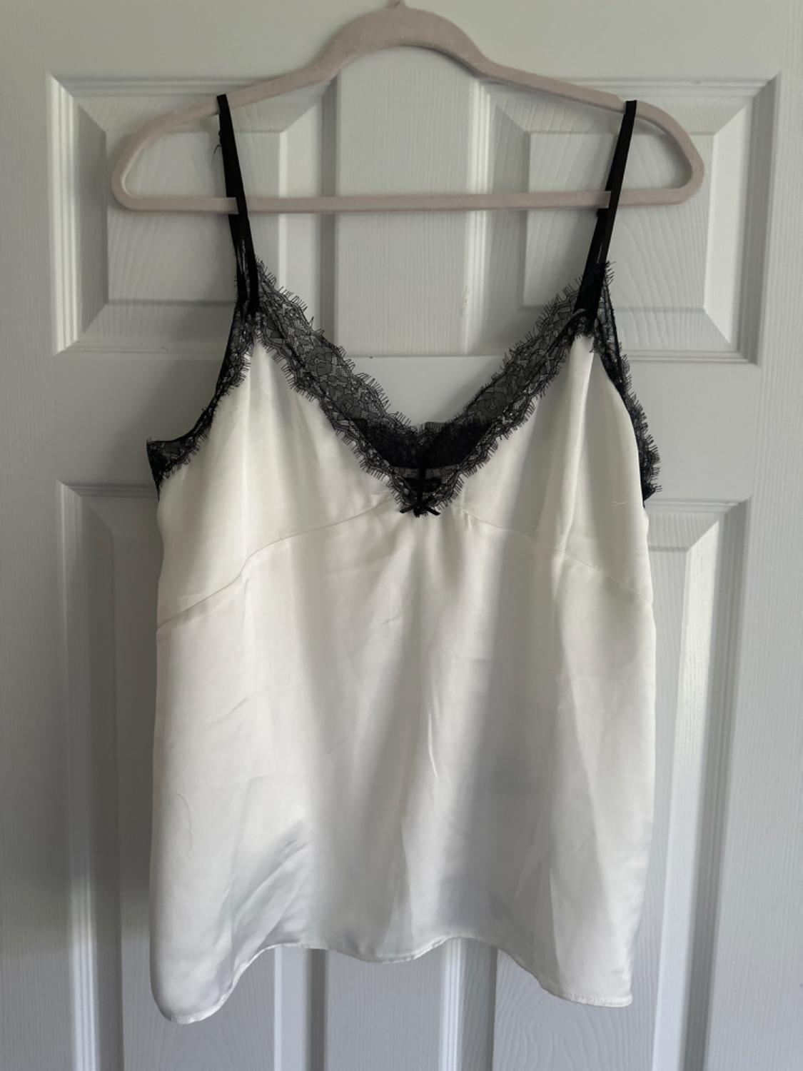TOP LENCERO SATINADO