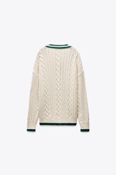 PULL EN MAILLE À TORSADES - Écru de Zara - Image 2
