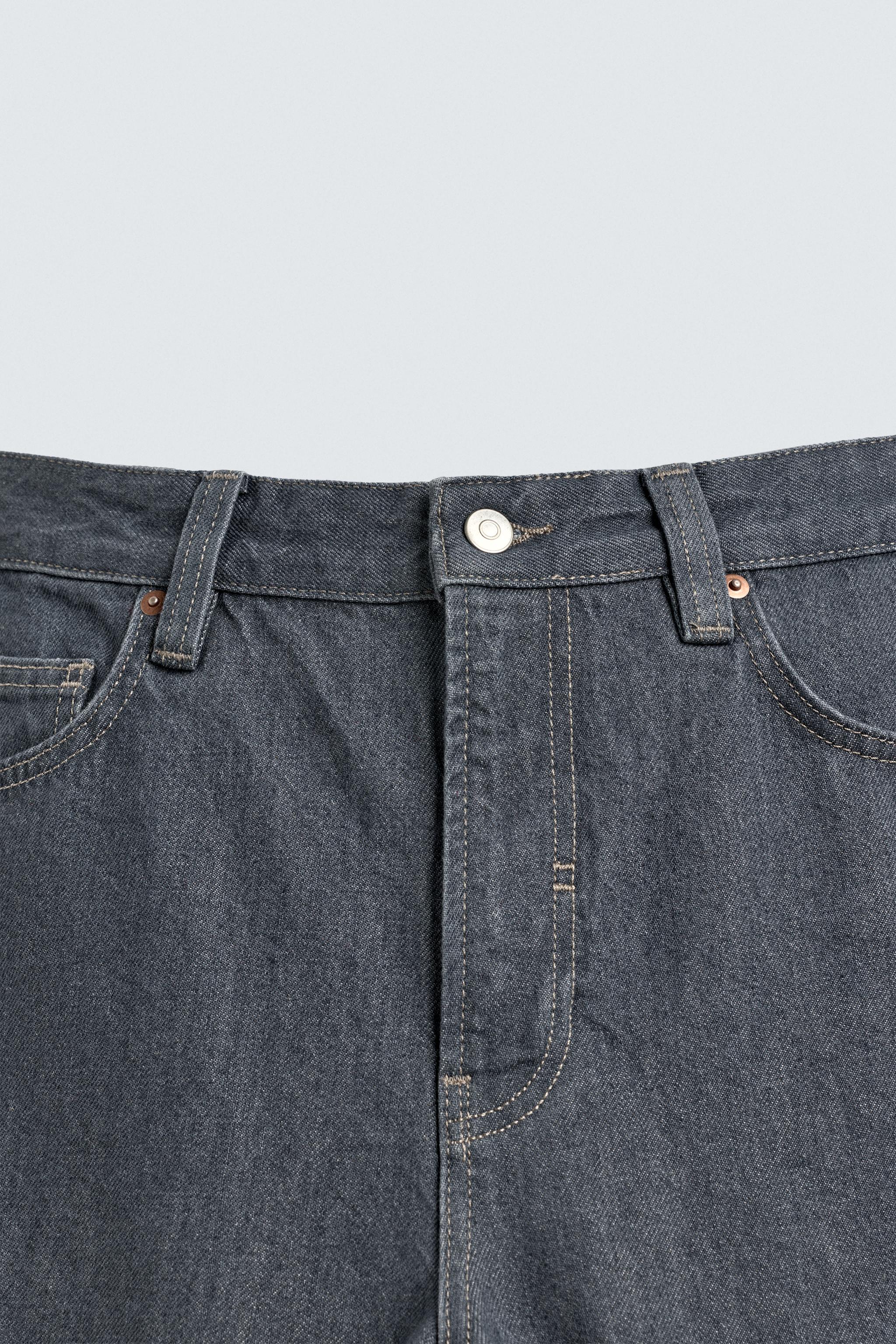 STRAIGHT FIT JEANS