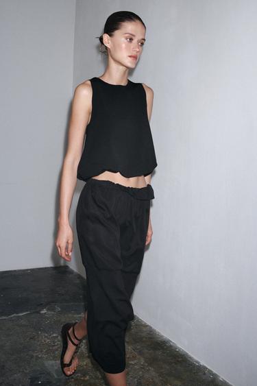 Zara PUFFY HEM KNIT TOP - Black