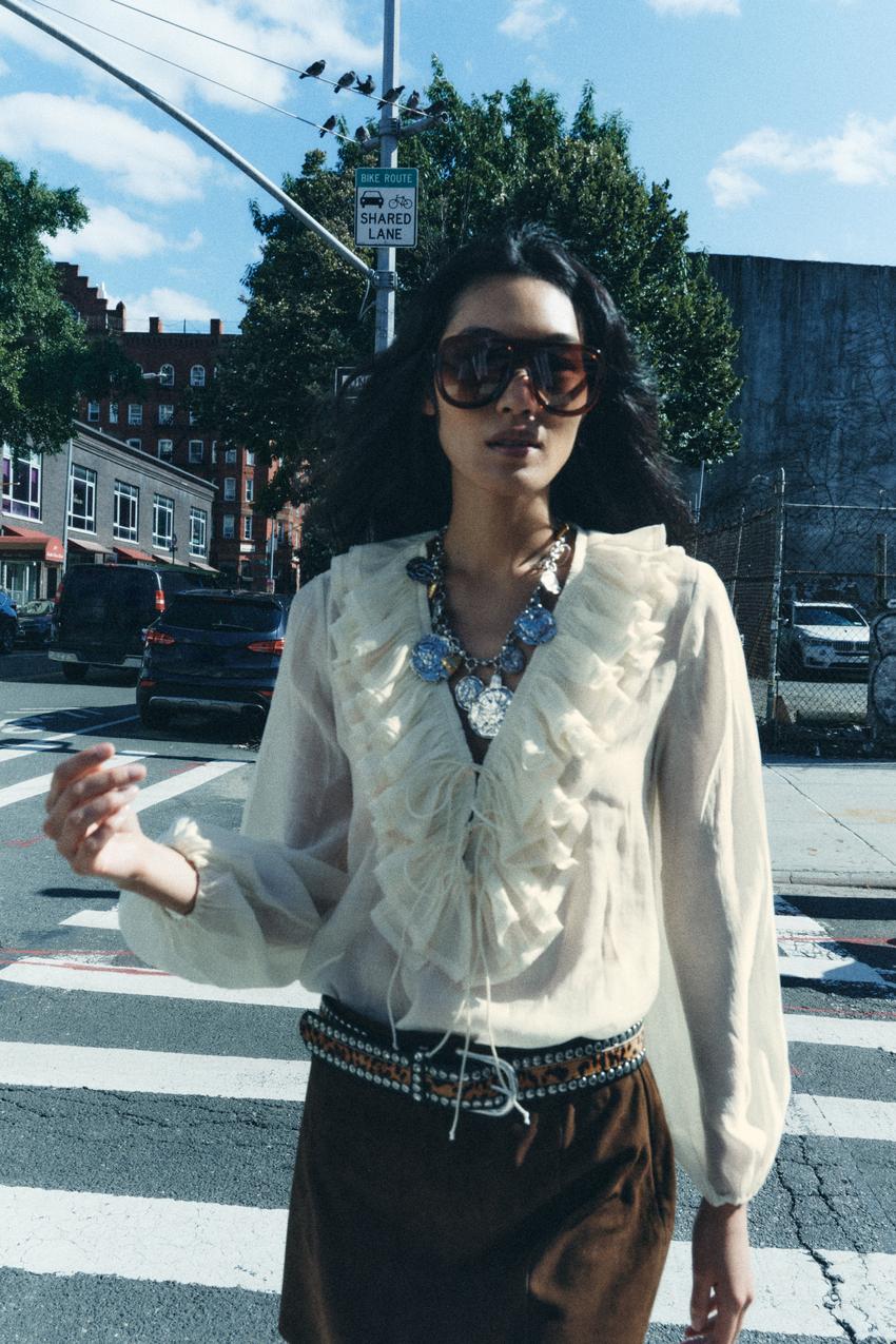 ZWコレクション フリルブラウス - エクリュ | ZARA Japan / 日本