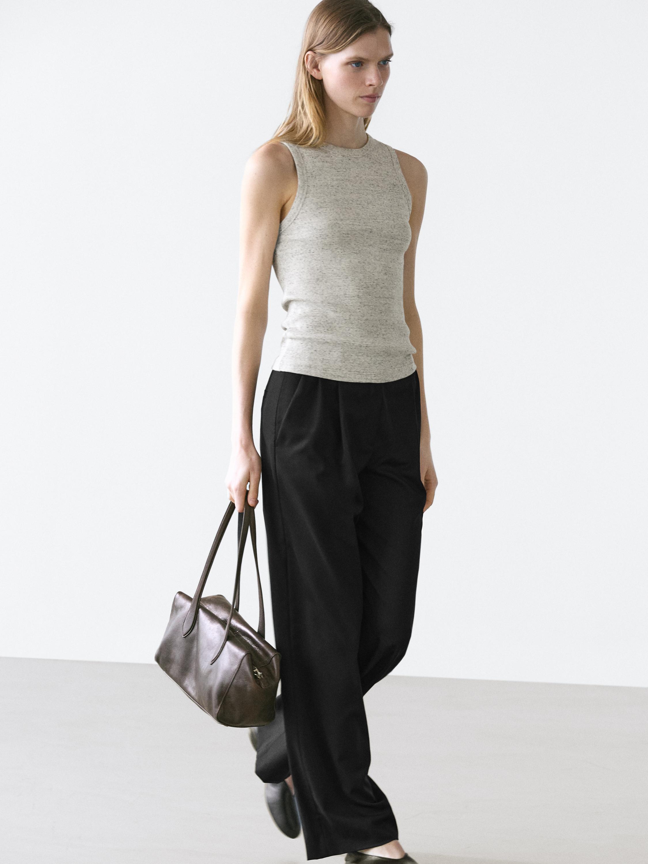Pleated extra fine wool trousers