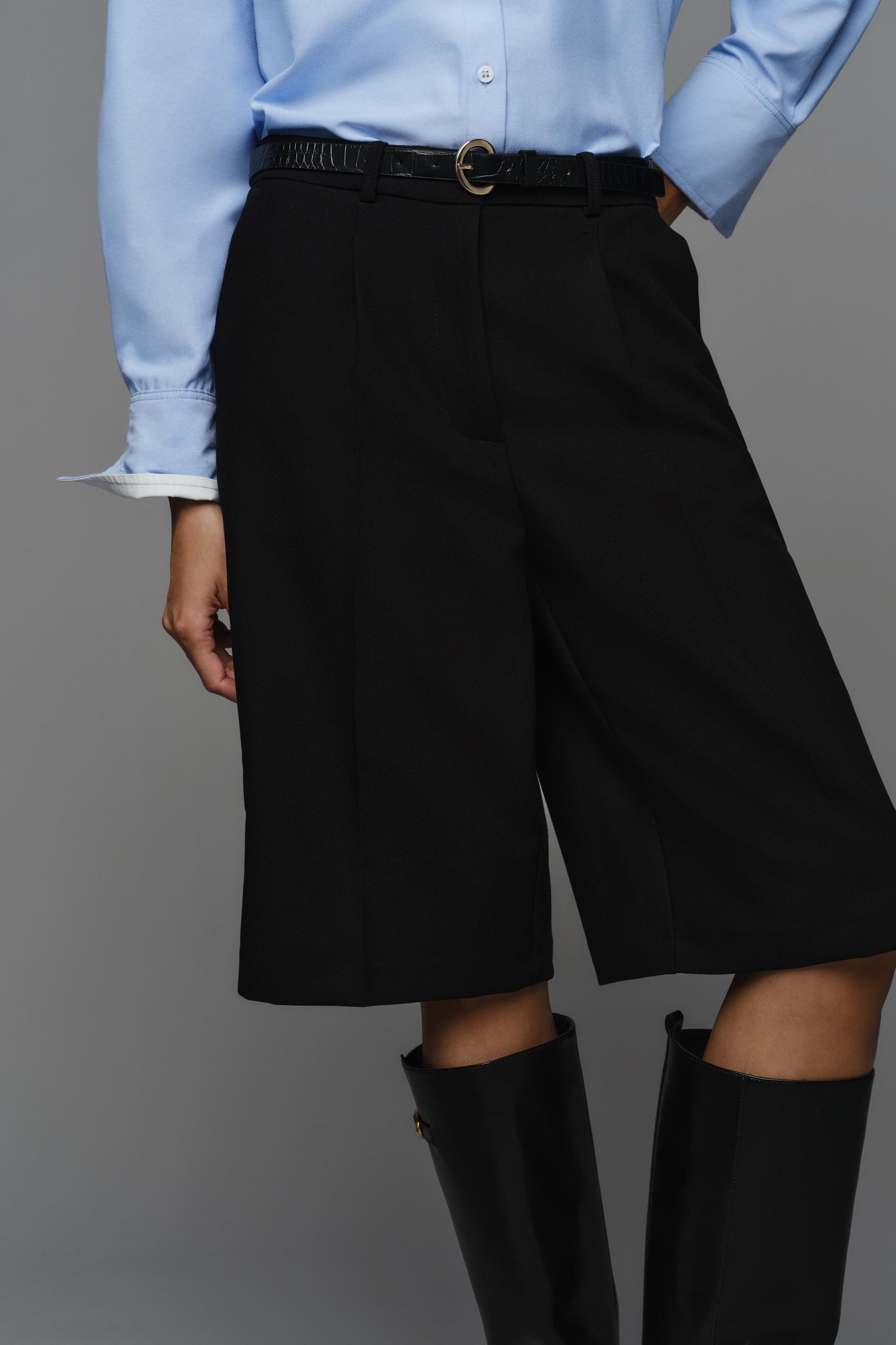 BELTED BERMUDA SHORTS