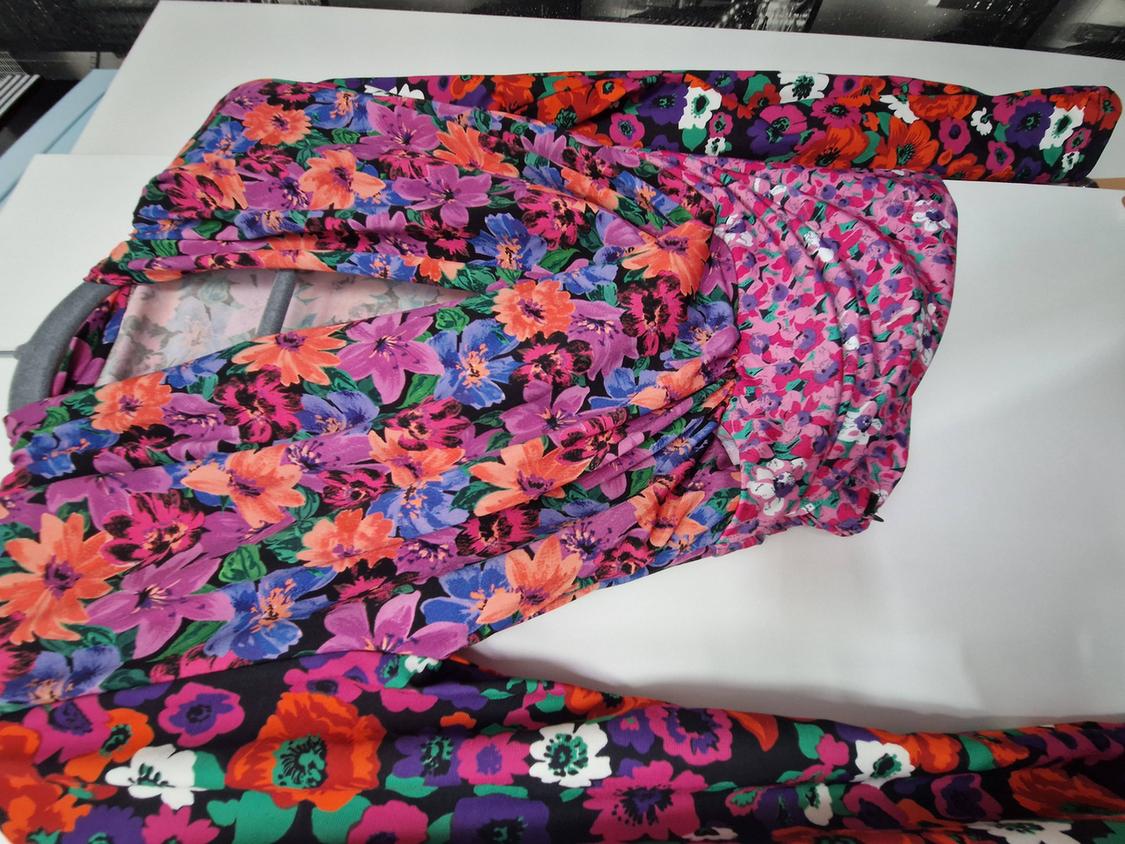 PRINTED TOP WITH SHOULDER PADS - Image 3