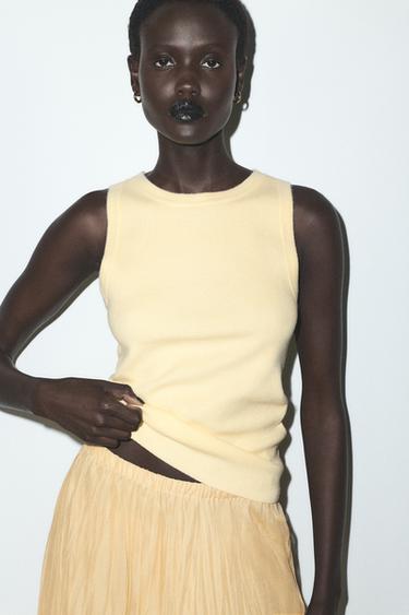 KNIT WAISTCOAT - Yellow by Zara