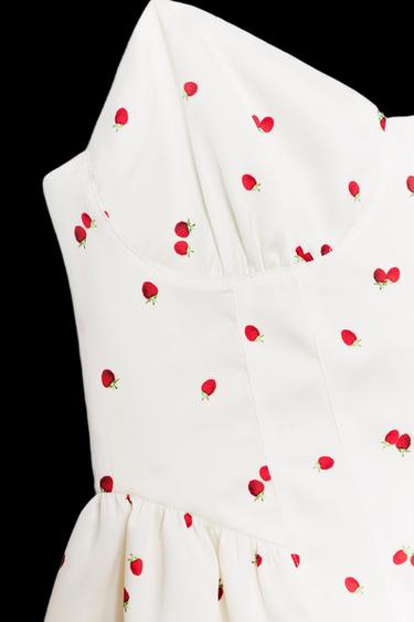 TOP SATINADO VOLANTES FRESAS - Crudo / Rojo de Zara