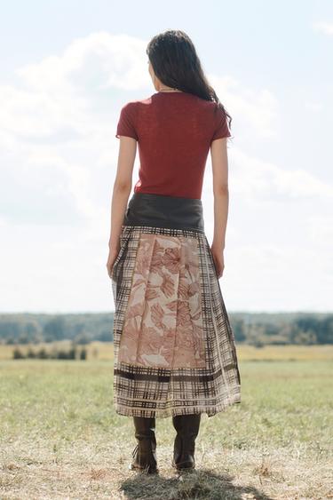 LIMITED EDITION SCARF PLEATED SKIRT - Printed by Zara - Image 2