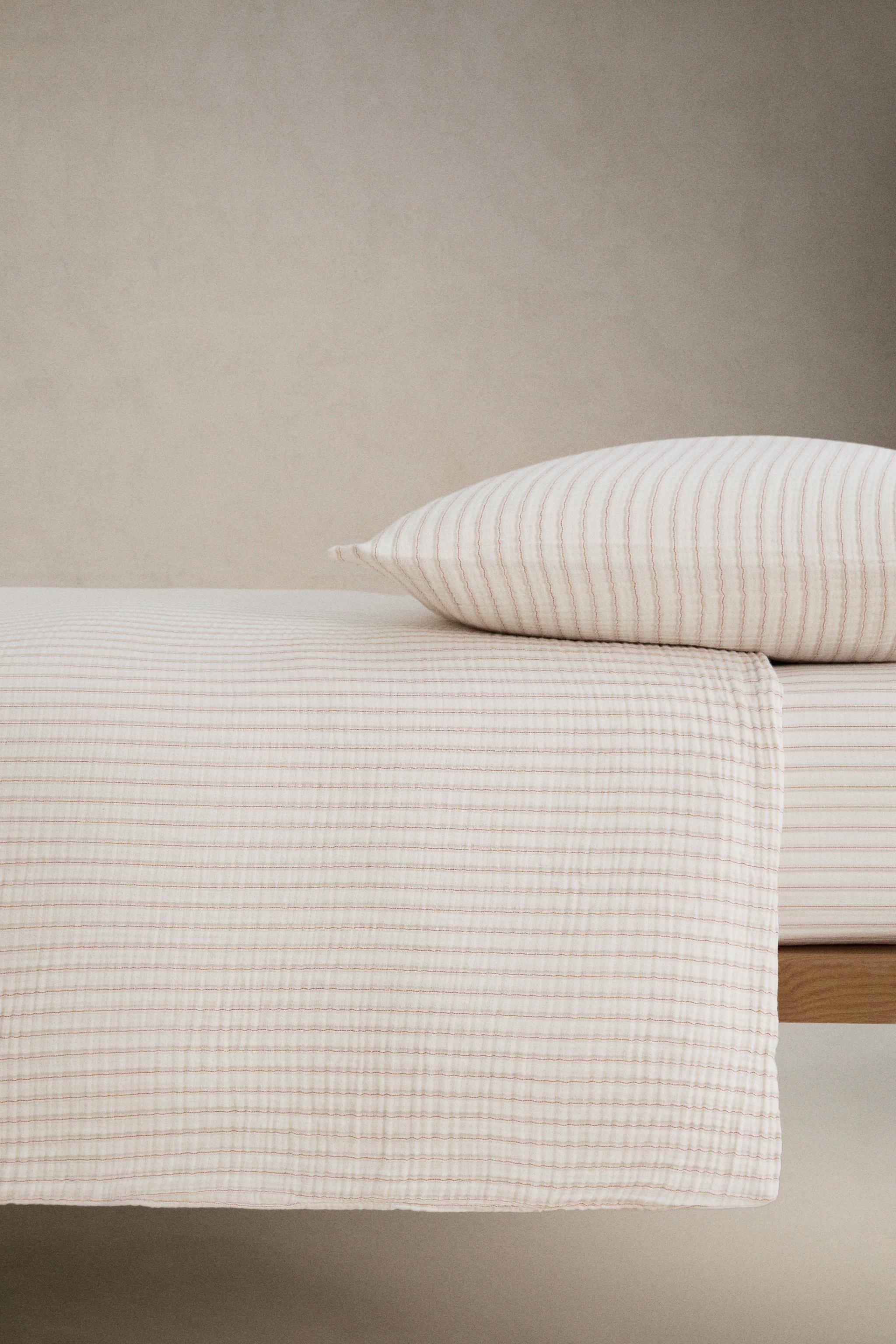 Zara KIDS' STRIPED CHIFFON COTTON FITTED SHEET — фото 3