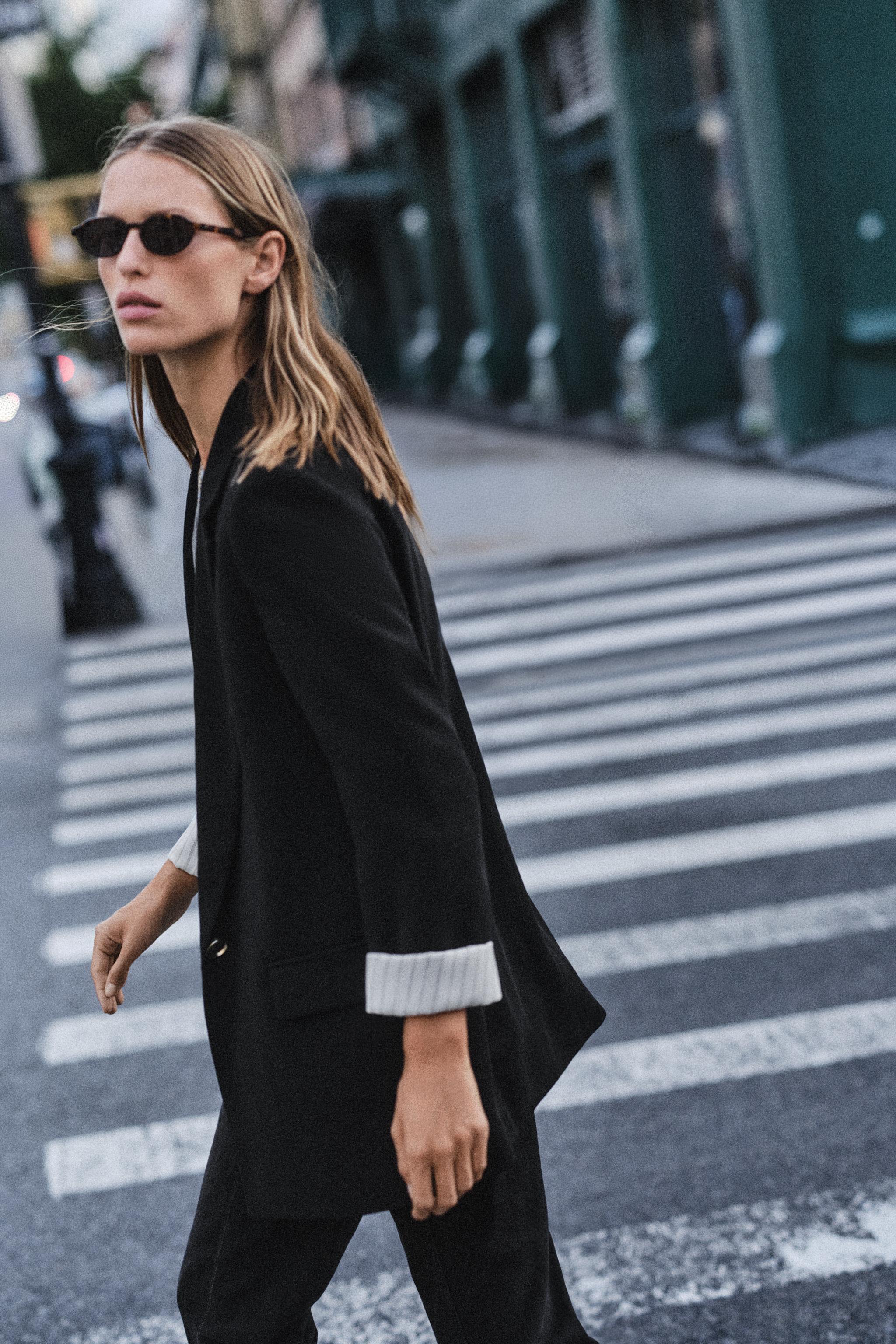 Zara VATKALI DESENLİ MANŞETLİ BLAZER görsel 5