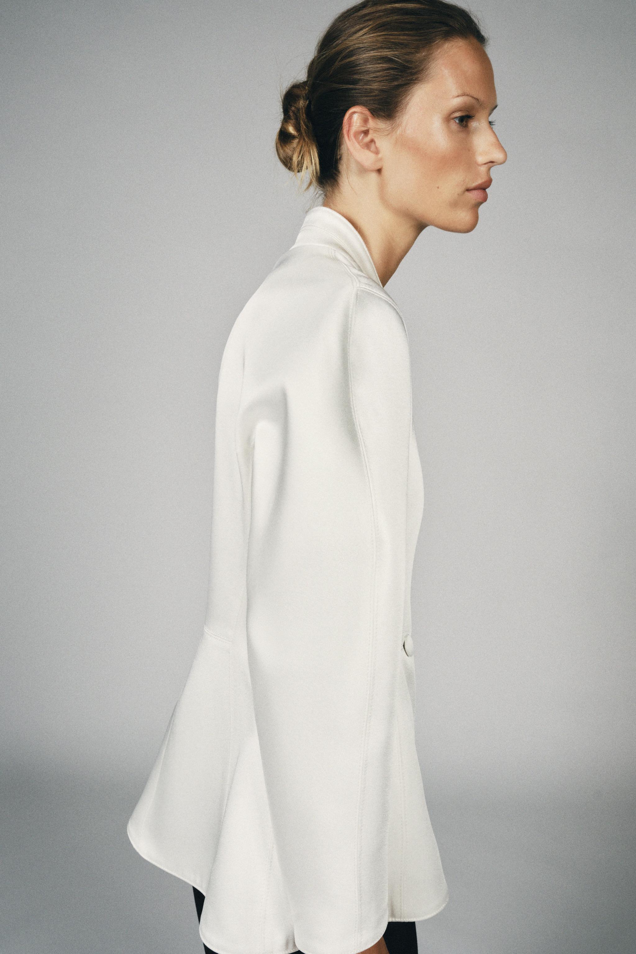 SATIN DOUBLE-BREASTED BLAZER